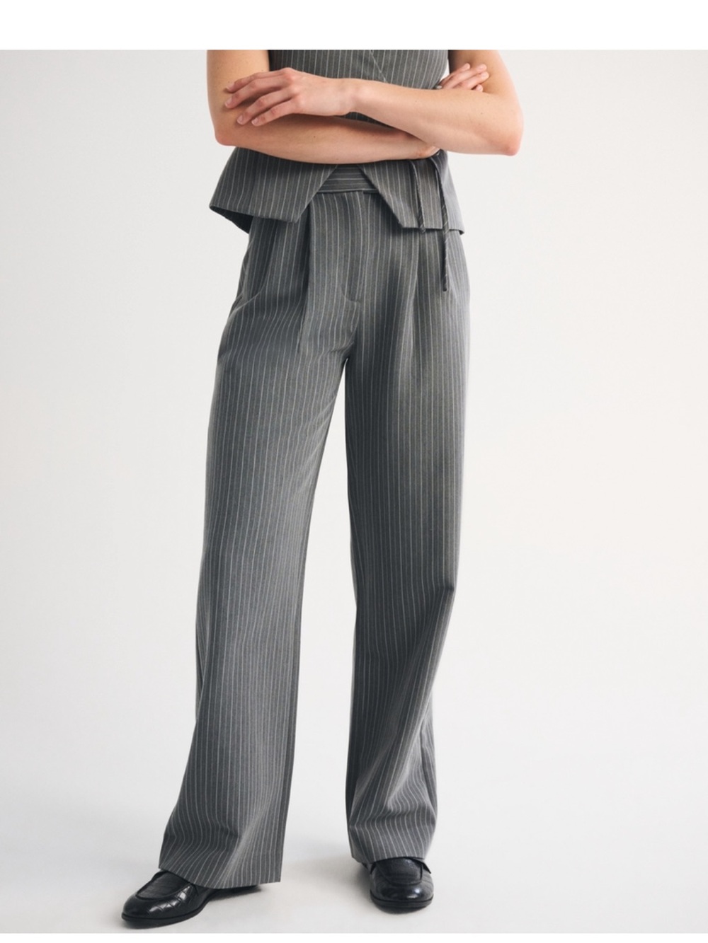 Abercrombie & Fitch Sloane Pinstripe Wide Leg Trouser Pant Size 27P 90s Preppy